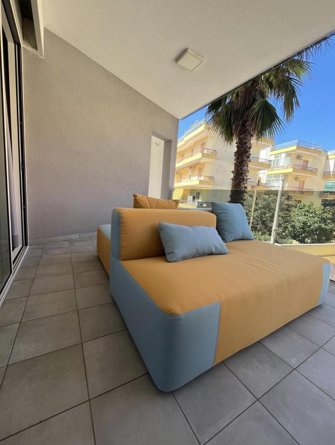 Modern And Spacious Appartement With Beach View. 加利波利 外观 照片